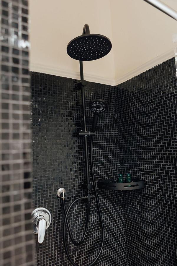 פסקרה Suite 51 Luxury Home מראה חיצוני תמונה